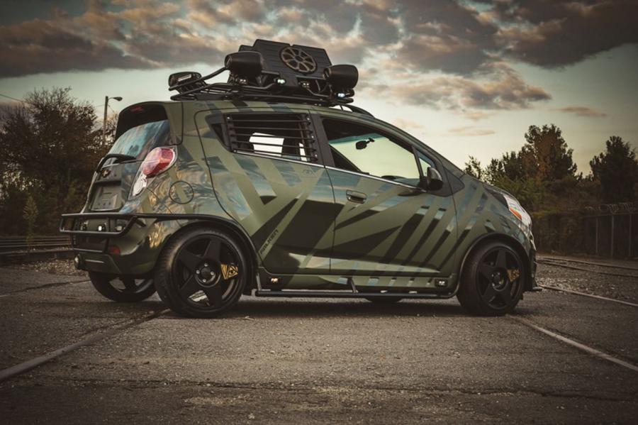  Chevrolet Spark Enemy to Fashion 2012 года  (фото 5 из 24)